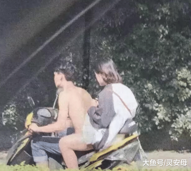 看错东西有多尴尬，简直要笑尿了！哈哈哈哈哈~