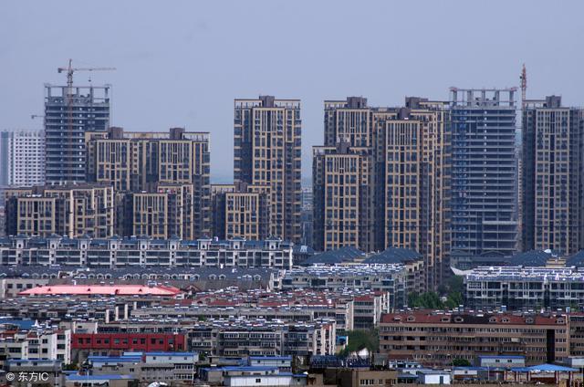 楼市传来好消息, 多个城市房价正在下跌, 还没买房的人有福了