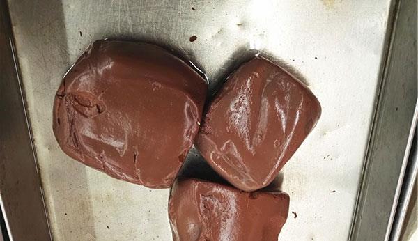 肝好不好，除了看指甲，这3处的变化，也不能轻易忽视