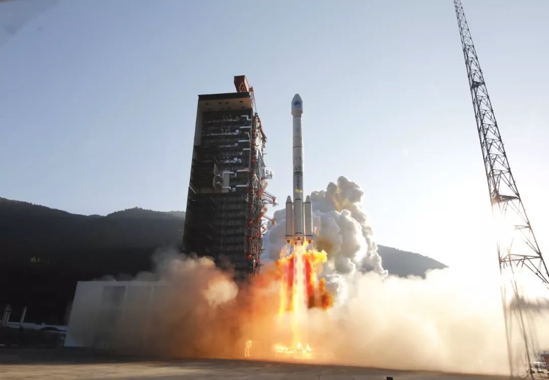 一箭双星！我国成功发射两颗北斗导航卫星！