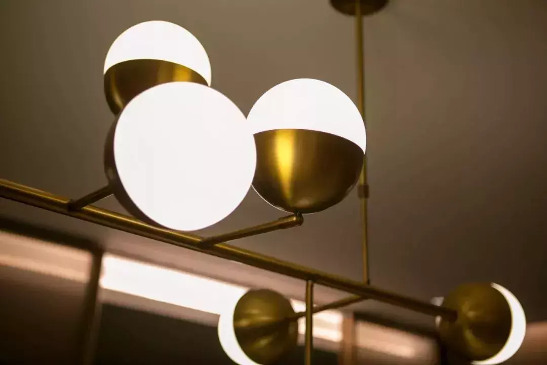 300m2頂級輕奢大平層，黑色演繹的穩重人生