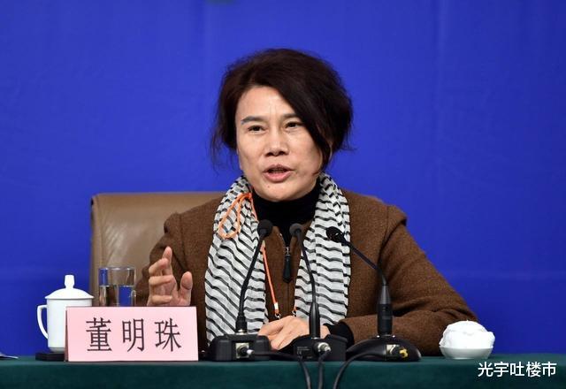 任正非称最该搞房地产，董明珠曹德旺为何能跳出房地产真香定律？