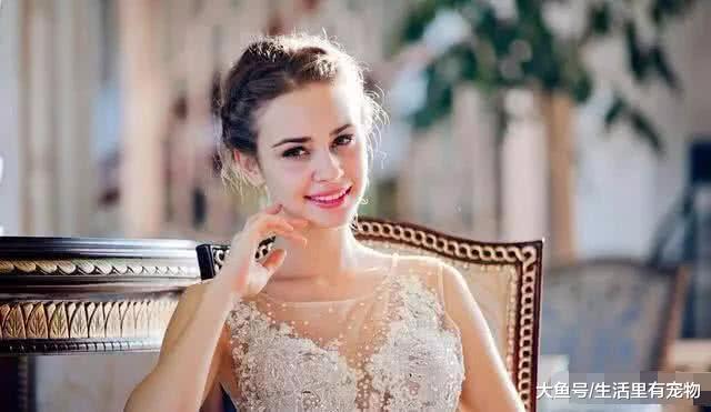 外國美女來中國定居，稱中國杭州是世外桃源，網友直呼厲害了！