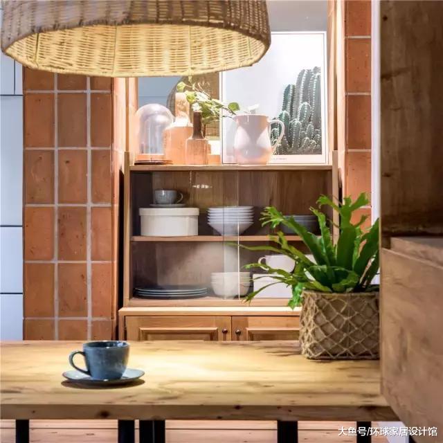 结束12年爱情长跑，住进丈母娘的房子，穷装效果惊艳全小区！