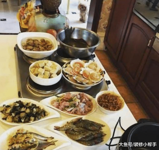 葛天现实的豪宅，独栋三层大别墅，吸金能力十分强