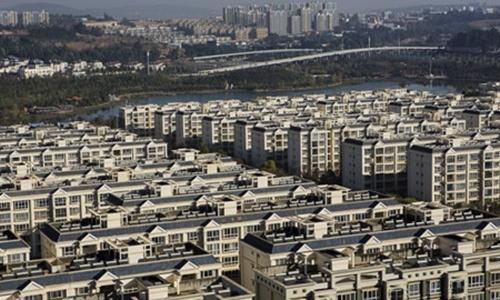 “房子过剩”却“有价无市”，李嘉诚在退出房地产的时候道出实情