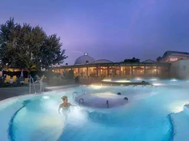 德國療養小鎮：巴德克羅欽根對國內康養產業借鑒