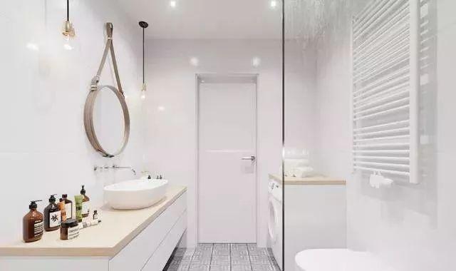 淋浴房玻璃还傻傻做到顶？过时又不好看，早就流行这种装法了！