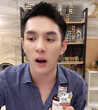 李佳琦强烈推荐的洗发水，仅用3次告别掉发，网友：堪称洗发界阿玛尼