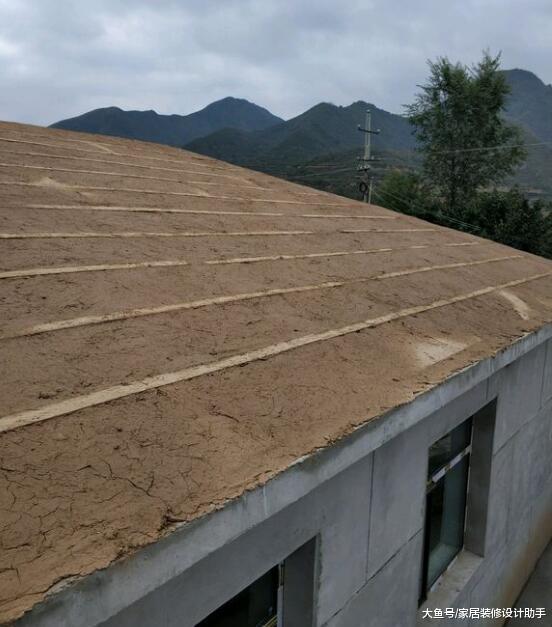 小氣鬼只花了12萬自建一層小平房，完工后成全村男女老少談資笑柄