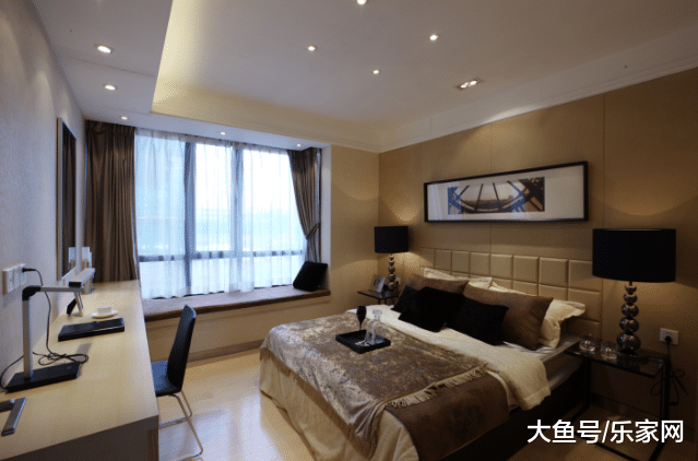 妇女们注意，卧室床这样摆，当心你家男人难发财，穷运伴一生