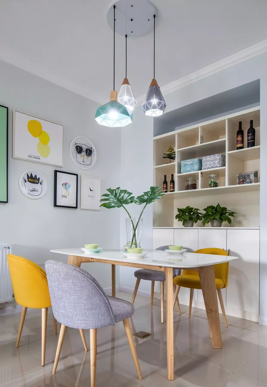 定制餐边柜，空间不浪费，看着也很美！