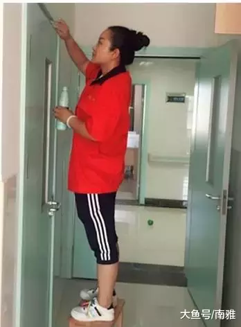 装修不久的新家，柜门各种使用故障，这啥原因？