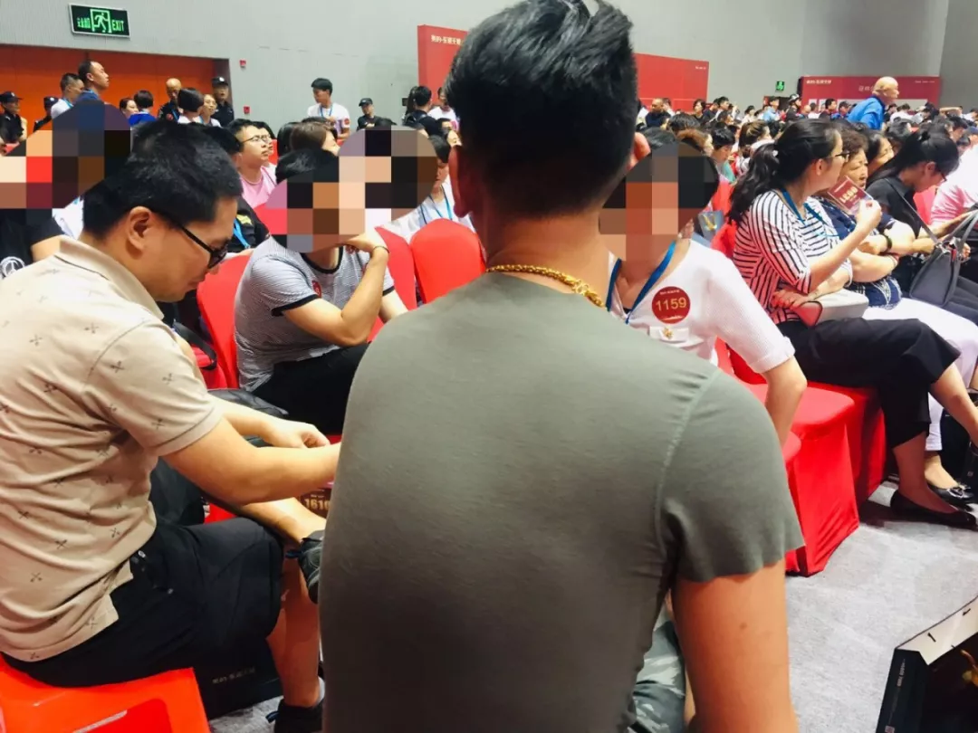 ?千人买房，重现江湖 徐州纯新盘9800元/㎡连夜开盘！2178人买450套房