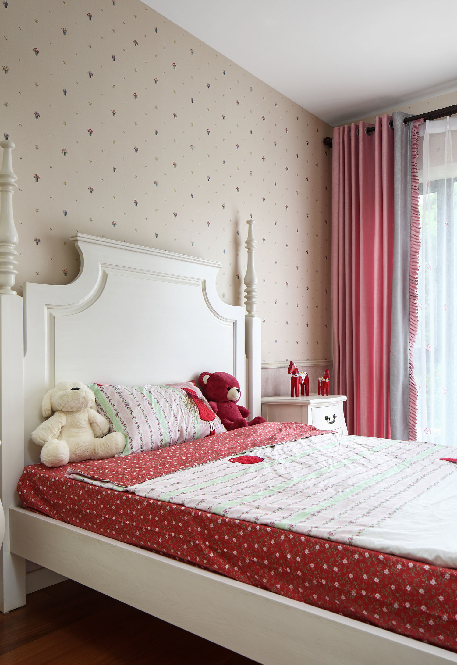 美式风别墅装修效果图，特别吸引人的一个装修！