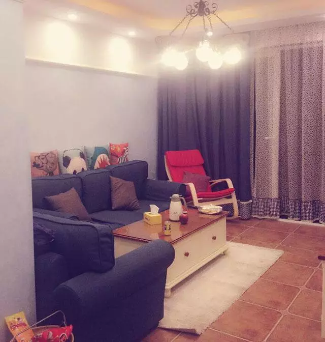 在广州的52平小户型，装的简单，住着舒服就好！