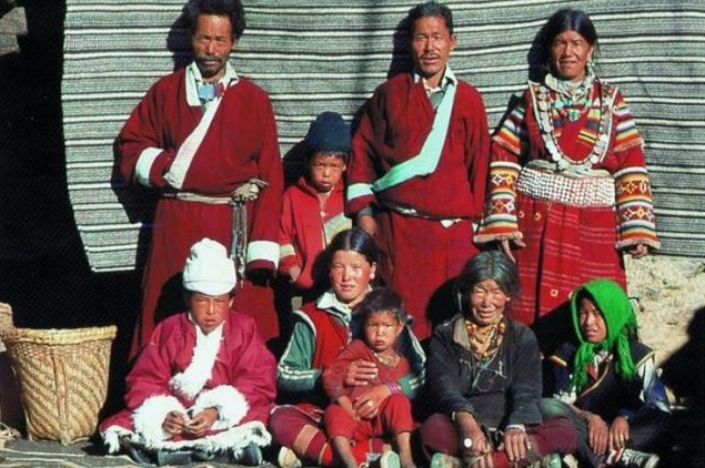 “一妻多夫”背后的真时生活！并不是游客想的那样美好