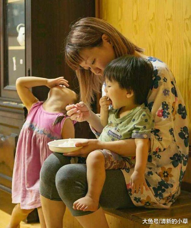 丈夫出轨，妻子得知真相后，和小三做出了同样的选择