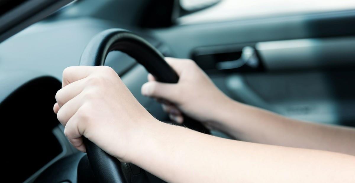 开了10年车才知道，车内有4个隐藏功能很实用，车主不要浪费了