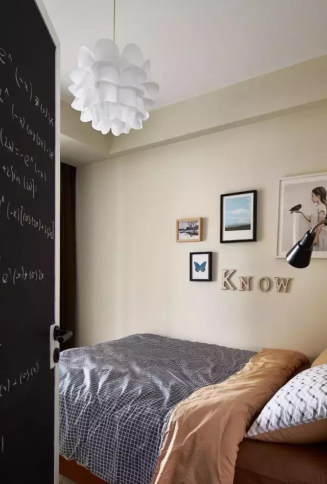 灰不溜秋的93㎡，装修还花了10W，夫妻俩却hin满意？