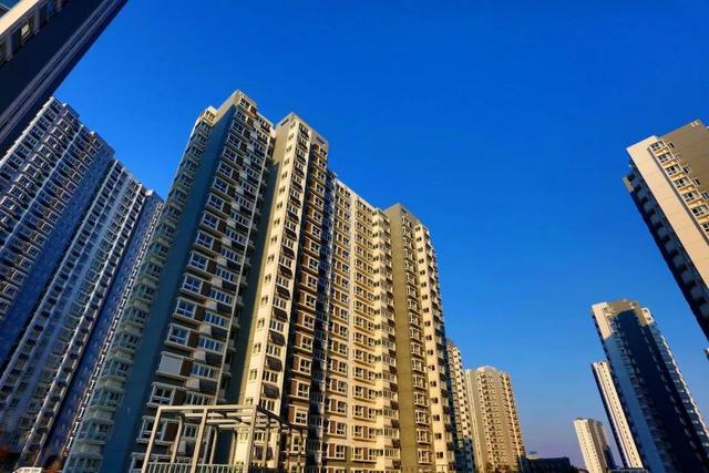 选房时牢记“买东不买西”，但内行人好像更喜欢西户，原因是为何