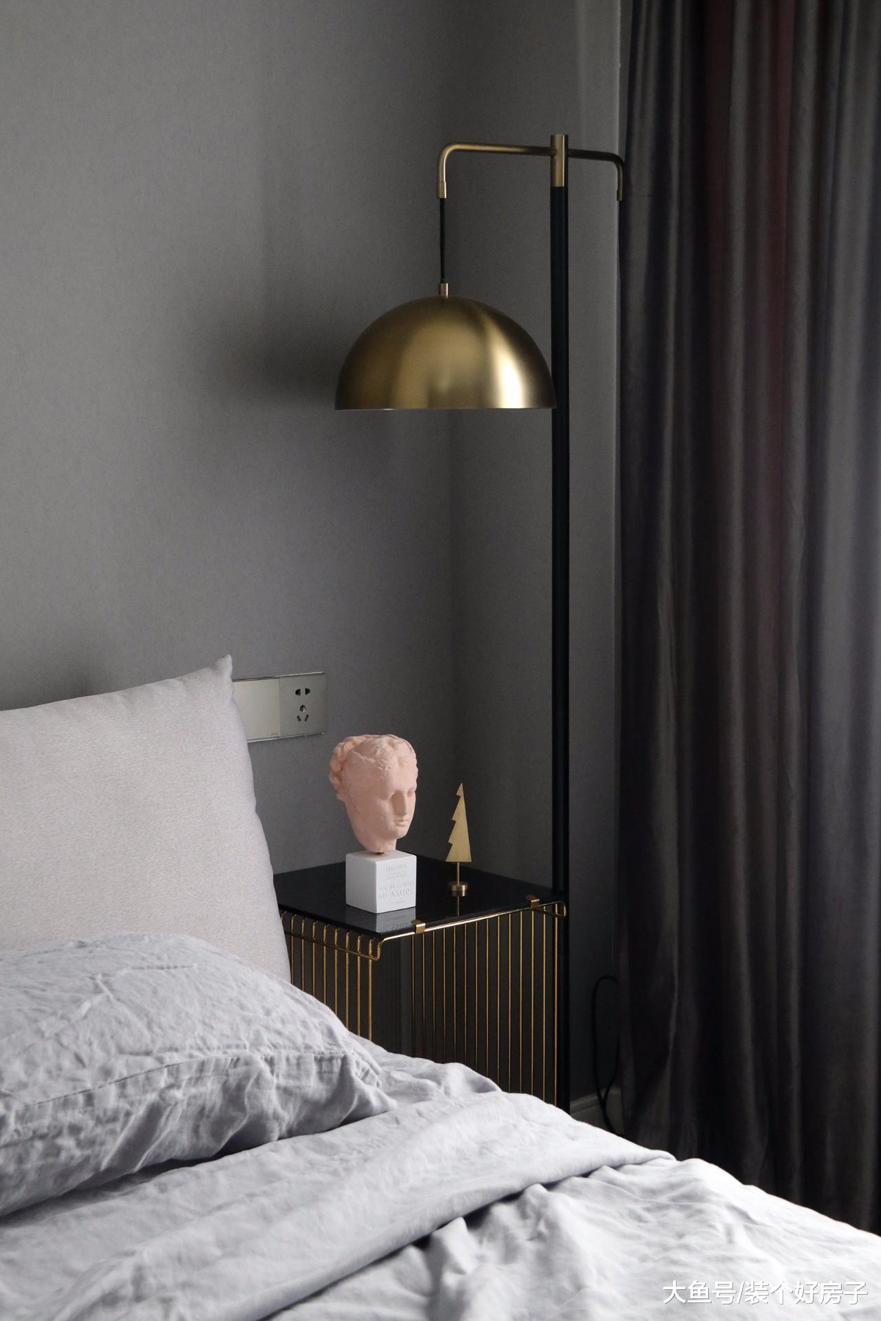 惊艳！她89㎡的家，不砸墙不凿洞，仅用配色就让家逼格满满！