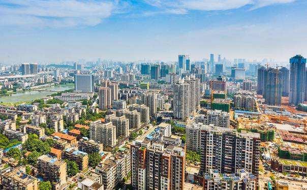 业主尚未收房架空层却被改造成房屋，大武汉五环变六环