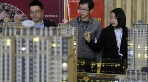 为啥聪明人喜欢“中间户”，嫌弃“边户”？听完分析才知其奥秘