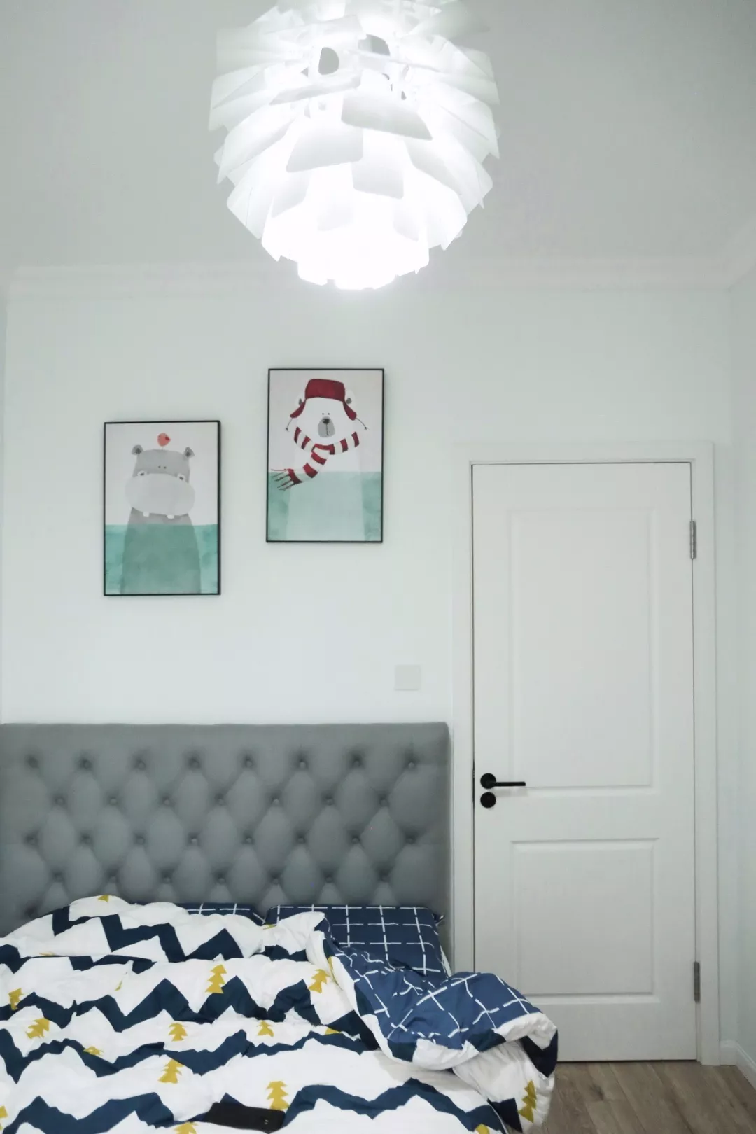 别纠结小户型用什么房门了，这几款都挺好看的