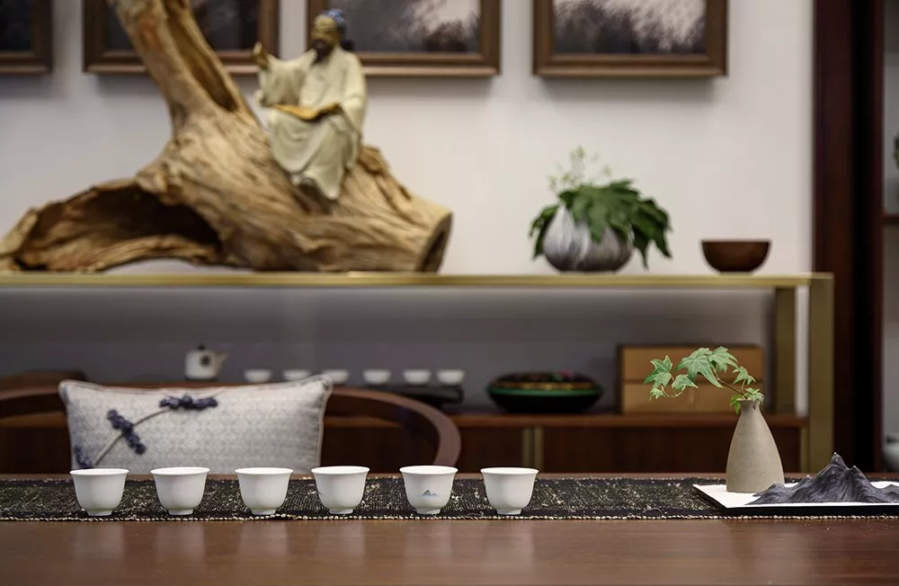 新现代中式装修，给你中式美的家装体验！