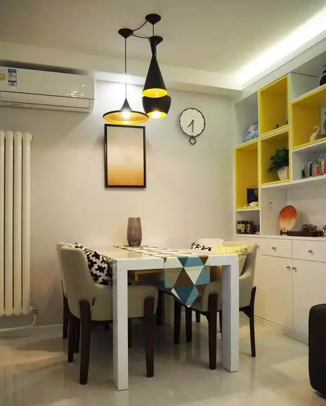小户型的餐厅都是又挤又丑吗？设计师推荐几款给你