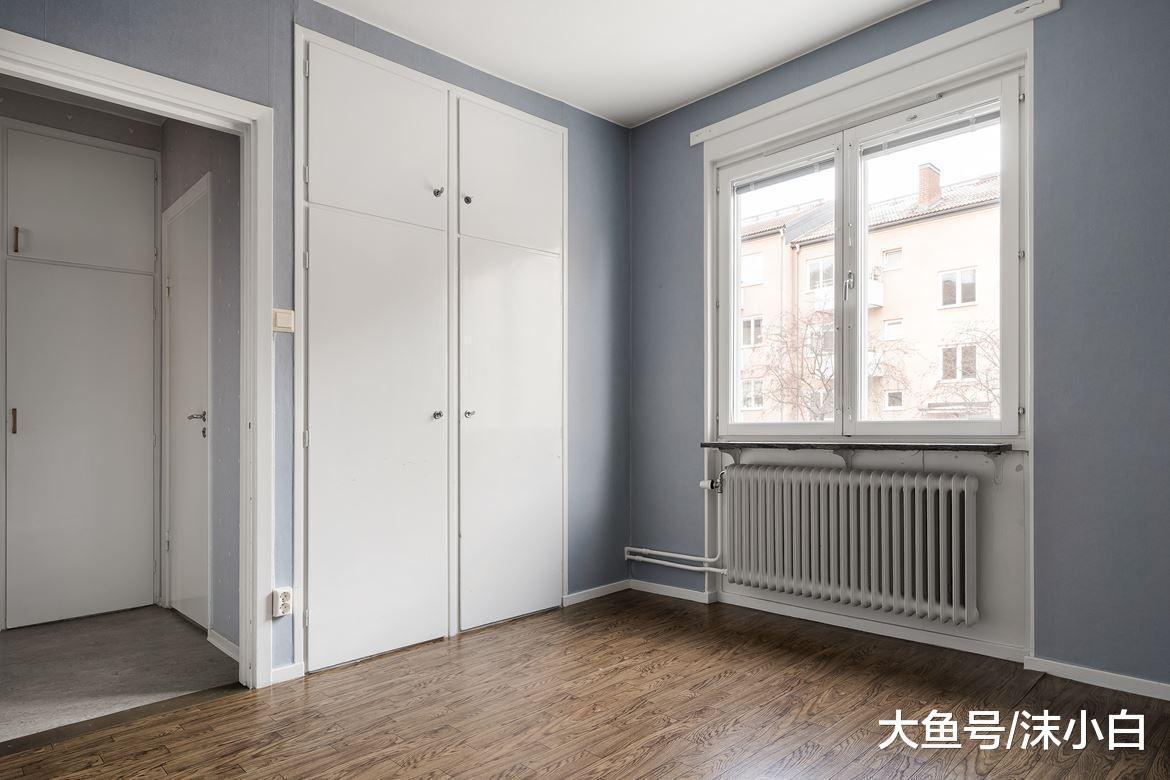 小戶型51平，硬裝4萬在衛生間里擠浴缸，朋友一個勁兒的夸好看！