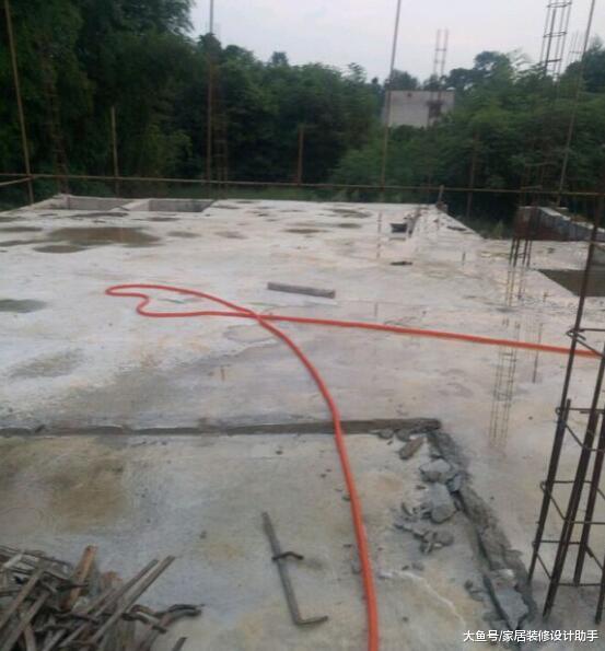 54萬建兩層雙拼別墅兒女各一棟，兒媳嘟囔嫁出去的女兒潑出去的水