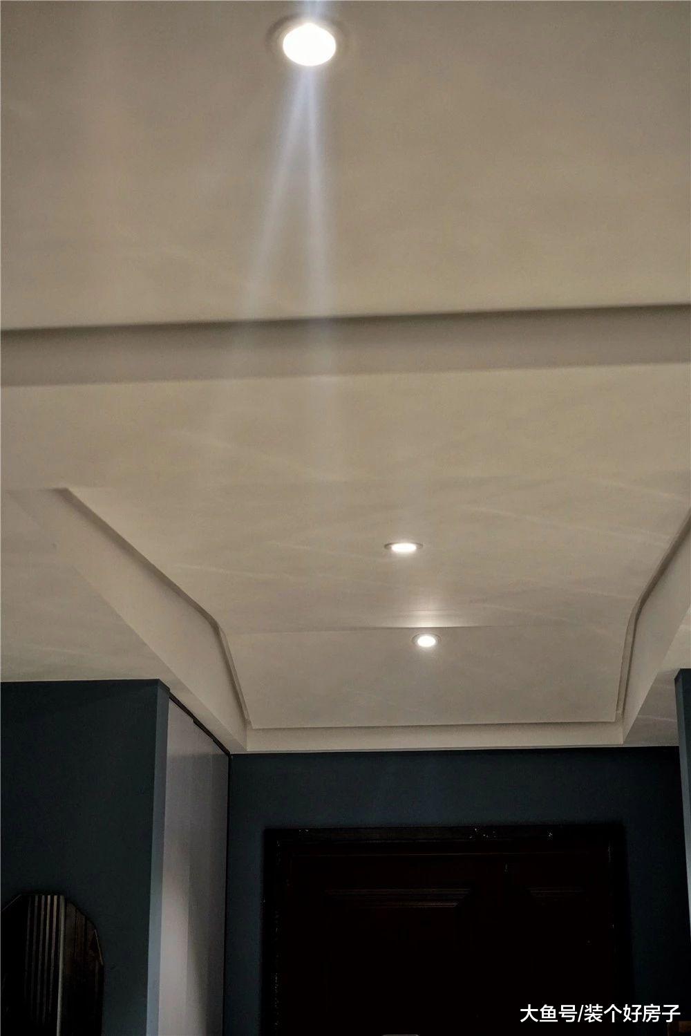 她亲手打造出与井柏然同款的家, 在书墙里藏下卧室和书房!