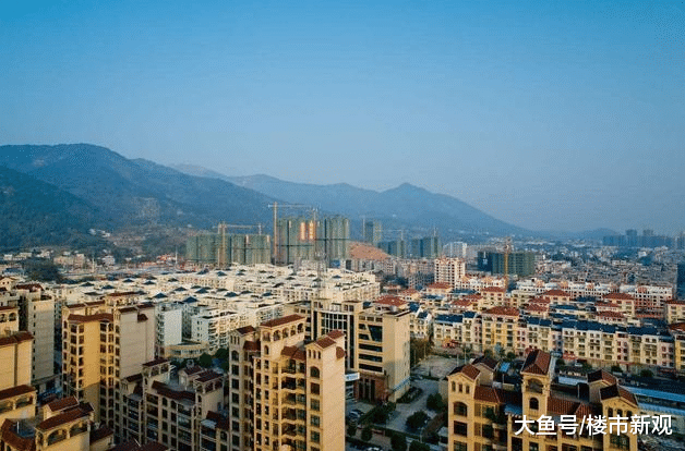 没买房的恭喜了，19年楼市将迎来三大利好，这时入手还能省一笔钱