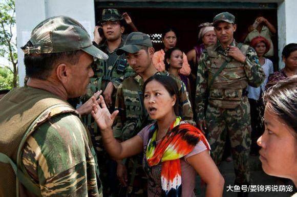 这个国家，人长得像汉人，国旗国徽也模仿中国 , 王室自于我国唐朝 !