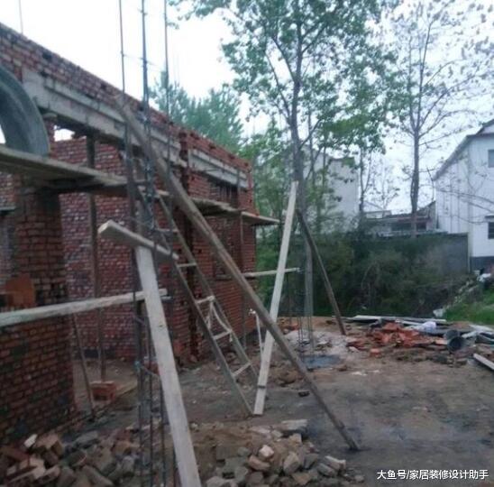 三个月自建了一栋三层小洋房快不快啊？地基做的不扎实，有点担心