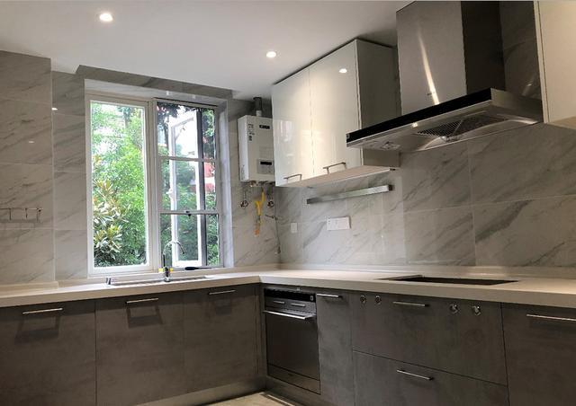 狠下心换一套160㎡大房子，电视墙就花了大几万，玄关无人能敌！