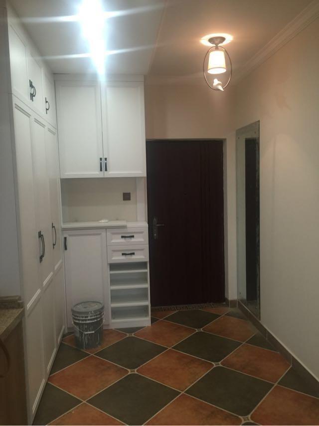 老公只不过在客厅砌堵墙，立马多了一间房，一石多鸟，超有创意！