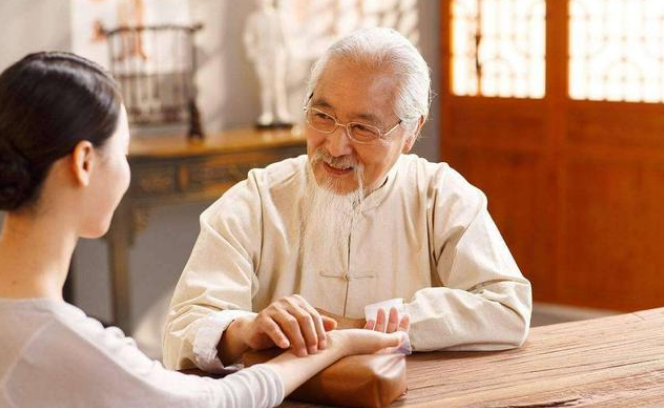 湿气重的“天敌”终于找到了，早晚喝一口“它”，多年的湿气一扫而光