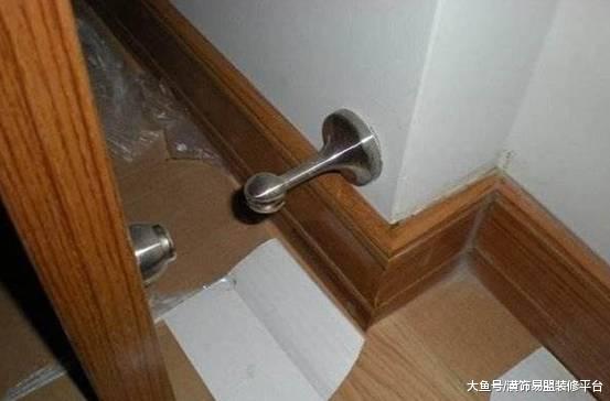 门吸千万不能安装在这个地方，才知道我家装错了