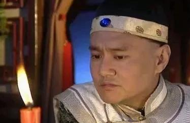 雍正登基后，老十四胤禵手握重兵为什么没反，甘心交出了兵权？