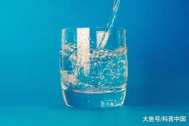 餐桌上常见的饮料，不要随意多喝！这些危害你一定想不到