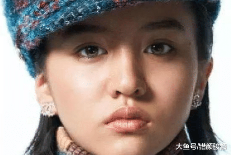 木村拓哉15岁女儿巴黎看秀，厌世脸太惊艳，但看完她的腿我沉默了