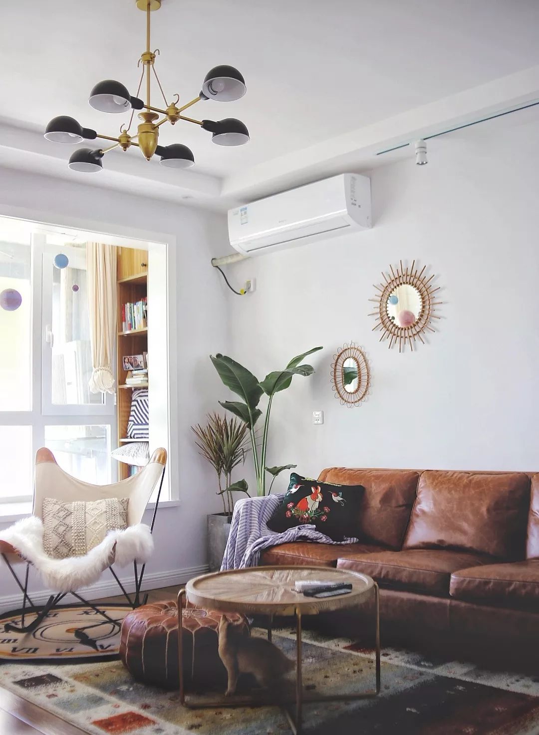 摆上驼色沙发，客厅都美开了花！