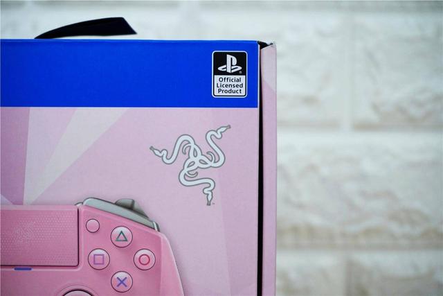 粉色的它，代表我对你的心-雷蛇 Razer Raiju 飓兽粉晶版PS4手柄