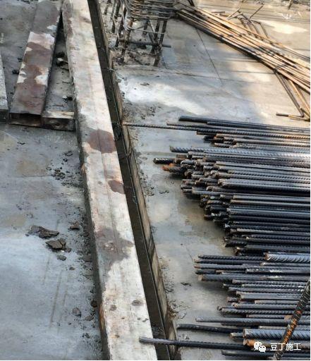 有人在建筑工地打灰打了10多年，竟然不知道混凝土澆筑標準流程！