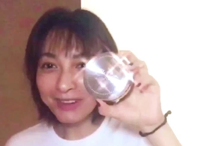 吴昕用的气垫，价格公布后，网友：我从此再不用阿玛尼了！