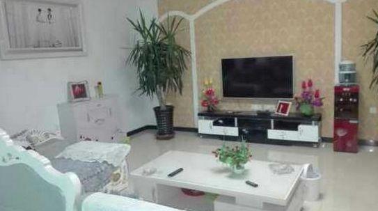 第一次去男友老家，室内带院子，卧室超级大，刚进屋还算满意