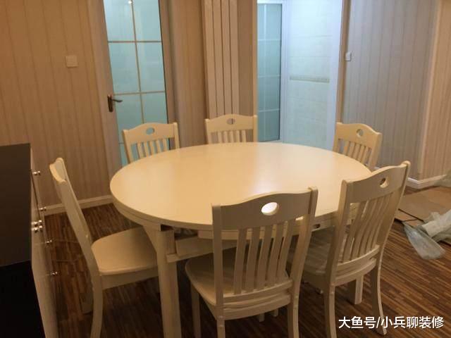 新房装修，老婆在床头做了两个大衣柜，天天晚上做噩梦没法儿睡觉